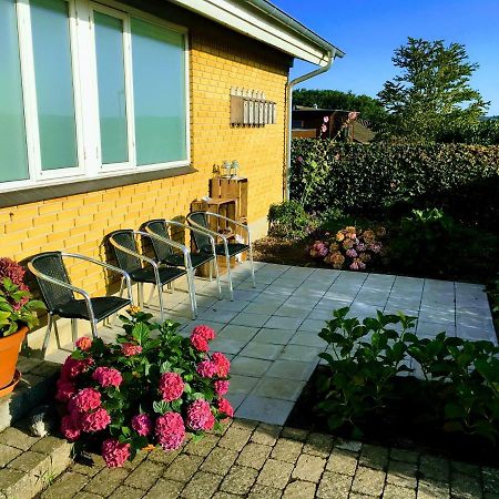 2 Rooms, Private Kitchen, Bathroom, And Garden. Arhus Ngoại thất bức ảnh