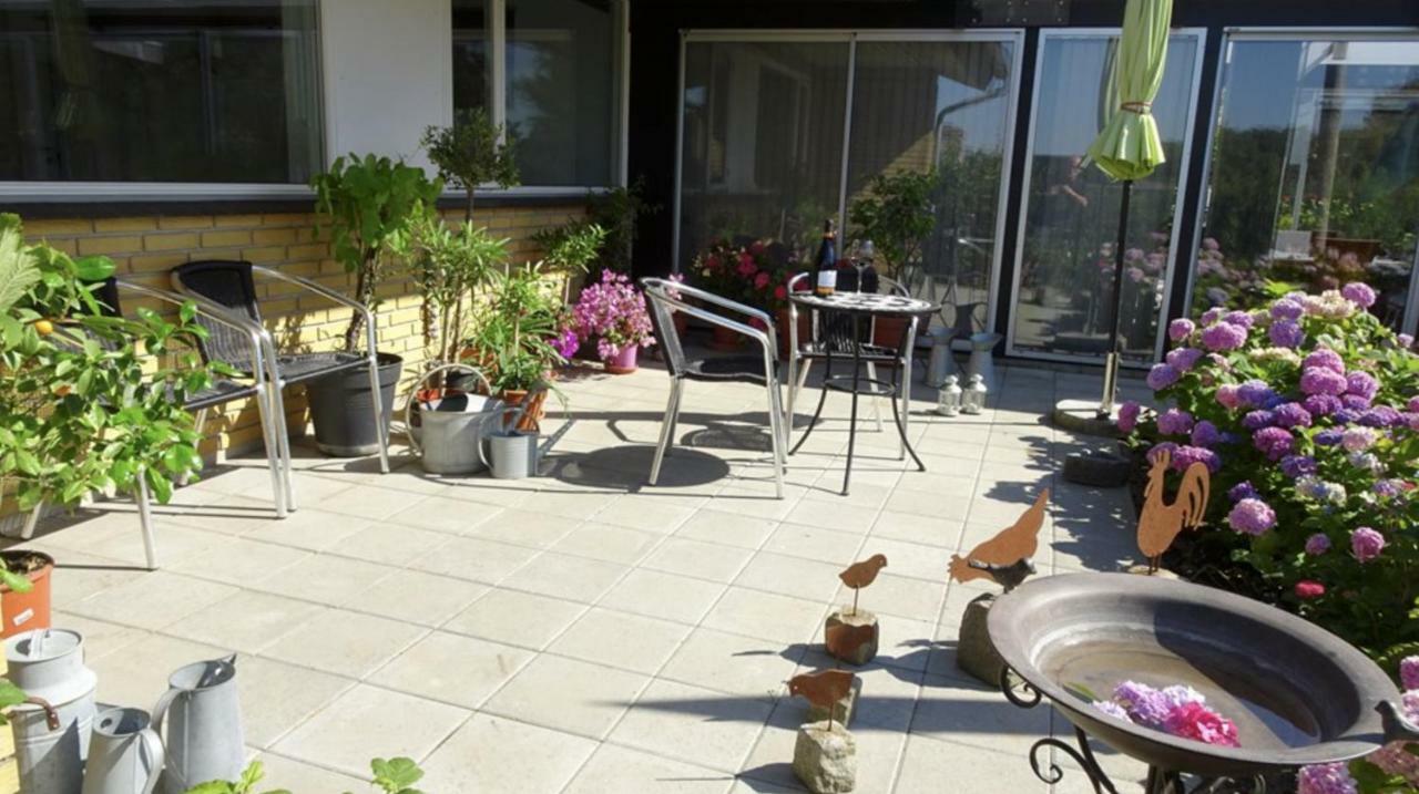 2 Rooms, Private Kitchen, Bathroom, And Garden. Arhus Ngoại thất bức ảnh